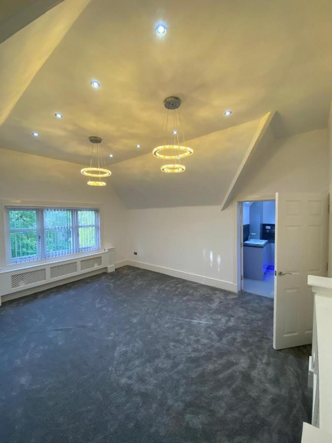 Penthouse Apt8 Apartment Wolverhampton Exterior photo